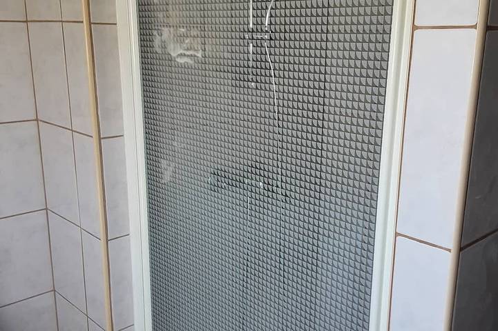 Ganze Wohnung, Wohnung im Obergeschoss für 2 Personen mit kleiner Terrasse in Saint-Gildas-de-Rhuys, Côte des Mégalithes