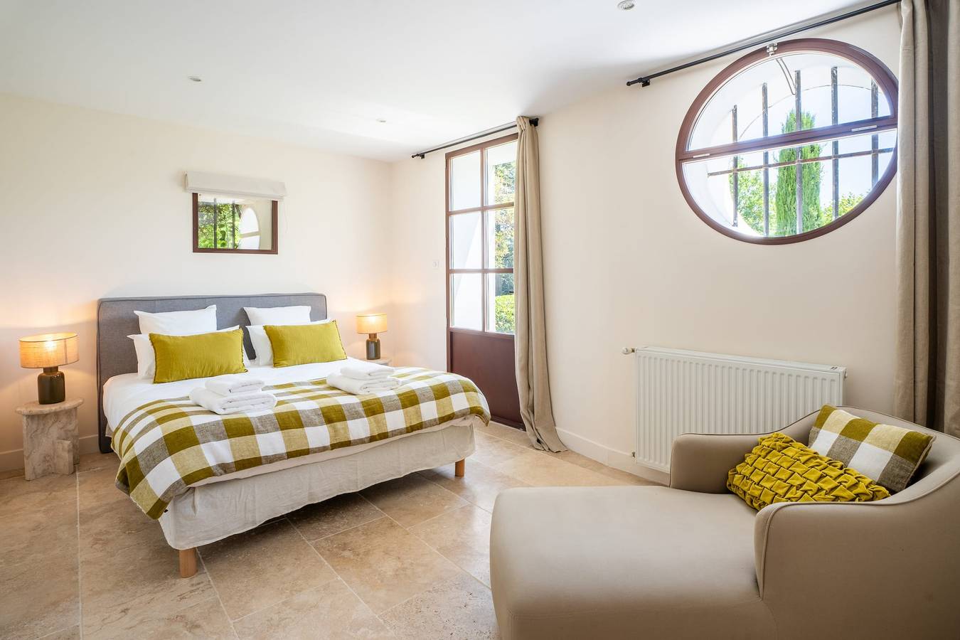 Bastide of the Rose Comtesse – The Art of Intimate Luxury in Provence in Ventabren, Aix-en-Provence region