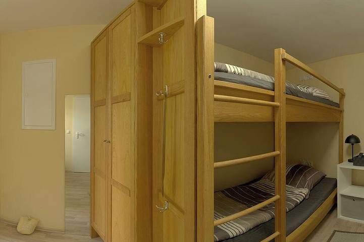 Ganze Wohnung, Kleines Apartment für zwei Personen mit Garten und eigenem Eingang in Bochum, Ruhrgebiet