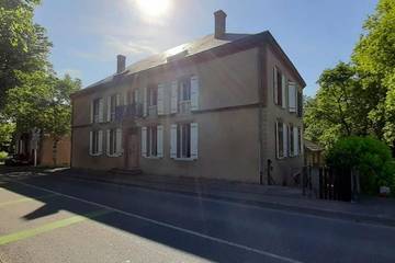 Gîte pour 2 personnes, avec jardin et vue à Gardouch