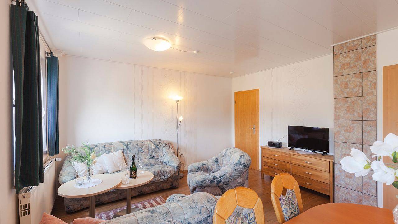 Ganze Ferienwohnung, Ferienwohnung für 6 Personen (60 m²) in Hallenberg in Hallenberg, Hochsauerlandkreis