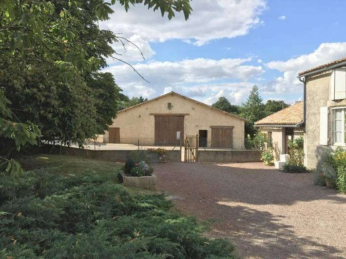 Maison d’hôte pour 2 personnes, avec jardin et sauna ainsi que jacuzzi et terrasse
