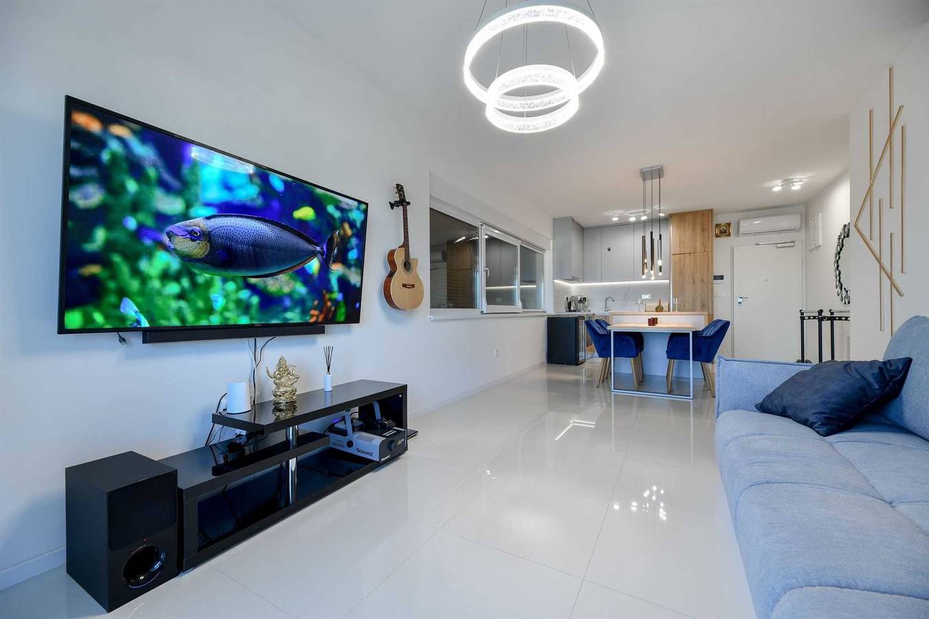 Geheel appartement, Jacuzzi | Sea view | For 4 persons | New and modern in Nin, Zadar