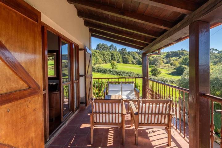 Location de vacances pour 14 personnes, avec jardin et balcon à Limpias - 3