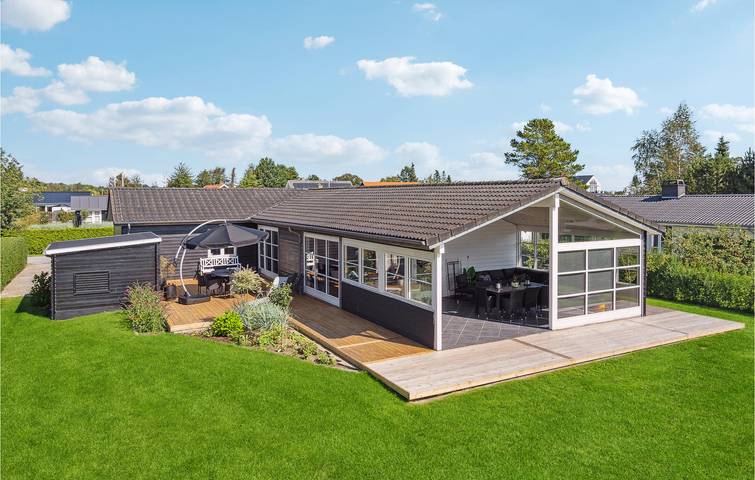 Ferienhaus für 8 Personen, mit Garten und Terrasse - 1