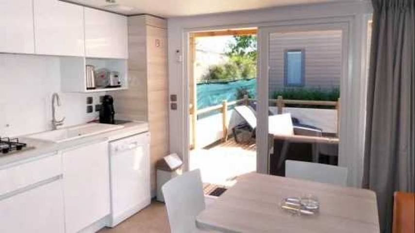 Camping für 2 Personen, mit Kinderpool in Hyeres - 4