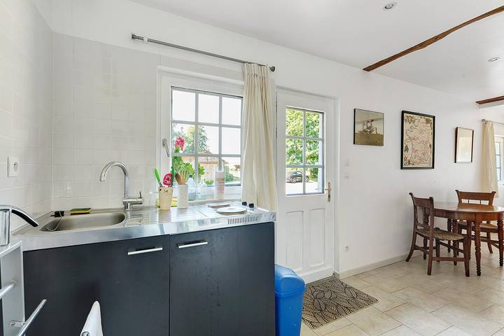 Holiday Home “La Petite Chaumière” with Shared Garden in Sainte-Foy, Dieppe region