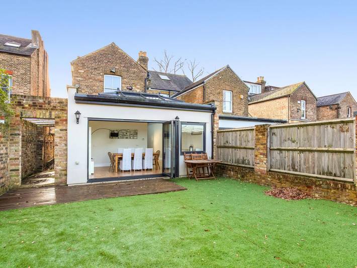 Holiday rental for 10 people, with Garden in Berkshire