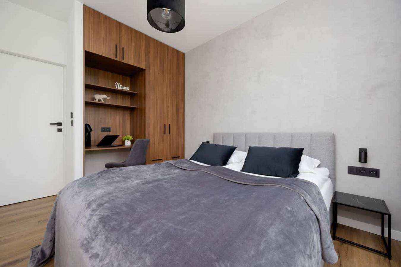 Entire apartment, Ludwiki 4A Comprehensive Apartment Parking in Warsaw, Masovia