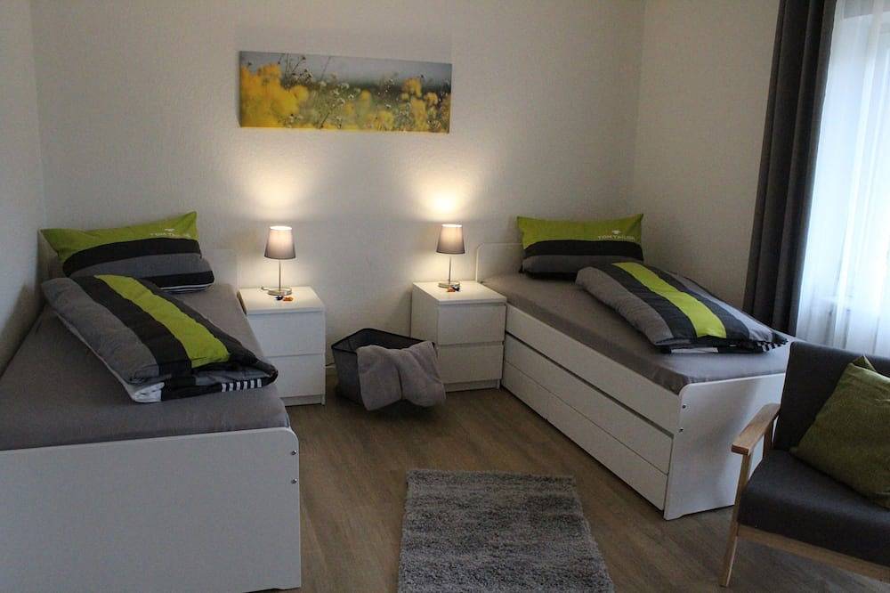 Ganze Wohnung, \"Fewo Albwiese****, Eg 92qm plus Garten incl. Albcard\" in Sonnenbühl, Neckar-Alb