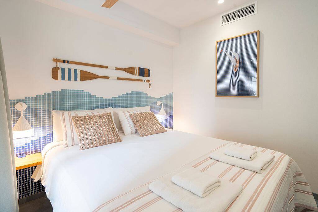 Cabanyal Rooms by Vlc Host 6 in Valencia, Costa de Valencia