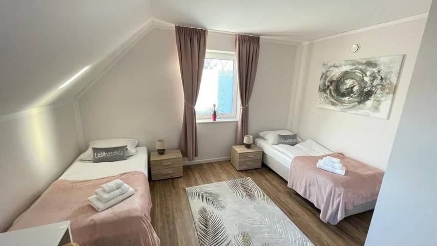 Ferienhaus für 10 Personen, mit Terrasse und Garten sowie Sauna und Ausblick in Hatten - 3