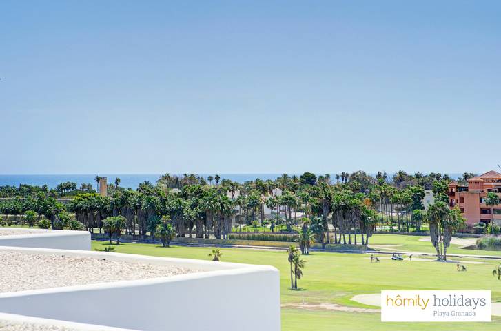 Apartamento entero, Apartamento de vacaciones para 5 personas con terraza in Playa Granada, Motril