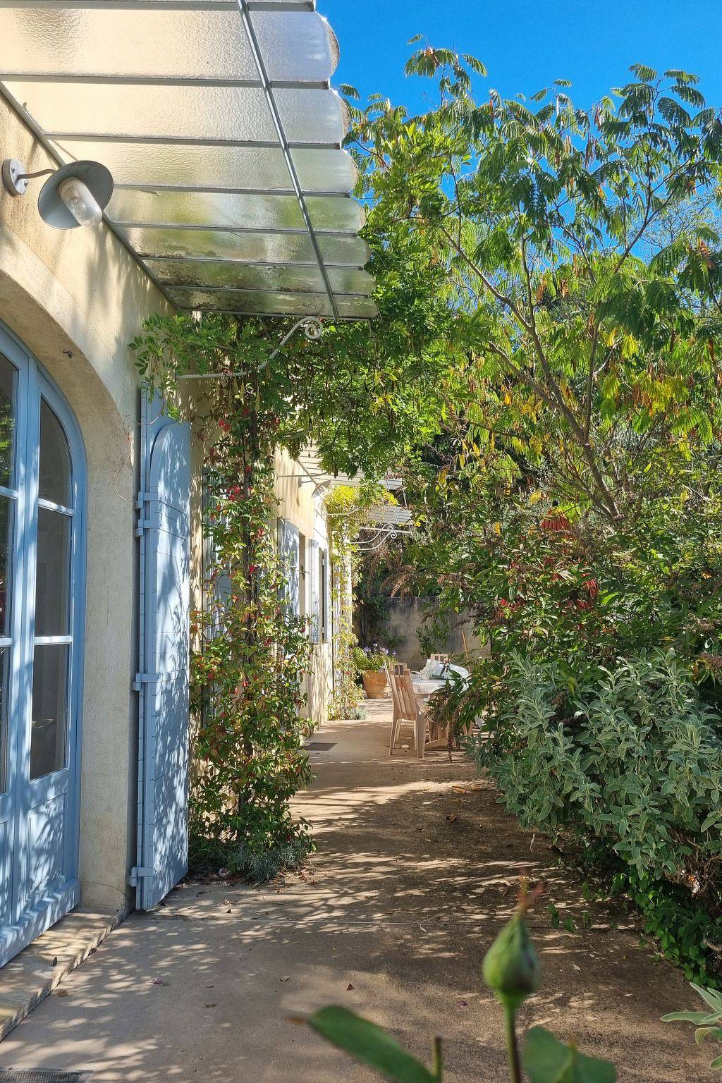 Mas de la damisello in Vaison-la-Romaine, Parque natural regional del Mont Ventoux