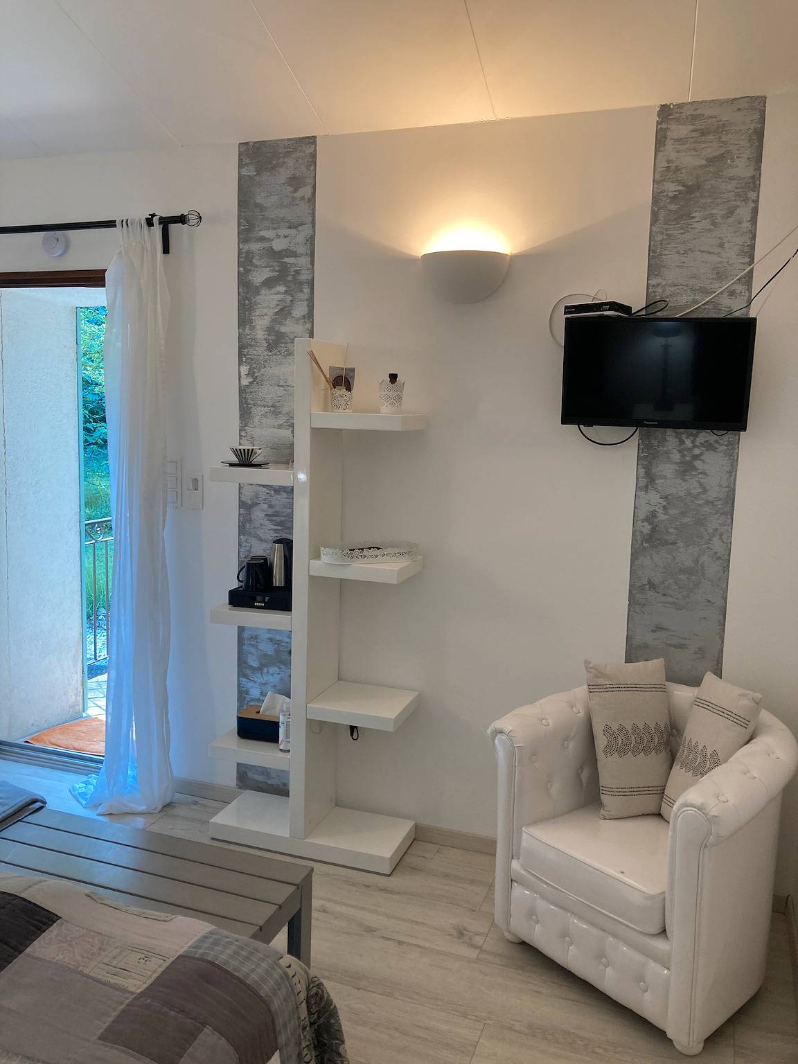 Bed and Breakfast 'La Réglisse' mit Gemeinschaftspool, Wlan und Klimaanlage in Puget, Regionaler Naturpark Luberon