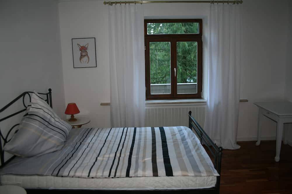Ganze Wohnung, Ferienwohnung Landhaus Maria-Anna in Schneizlreuth, Berchtesgadener Alpen