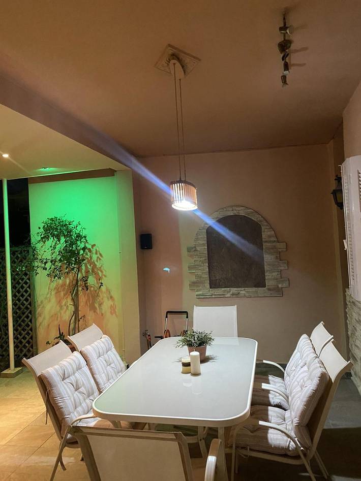 Ganze Wohnung, Ferienwohnung für 5 Personen mit Garten in Nea Ionia, Magnisia
