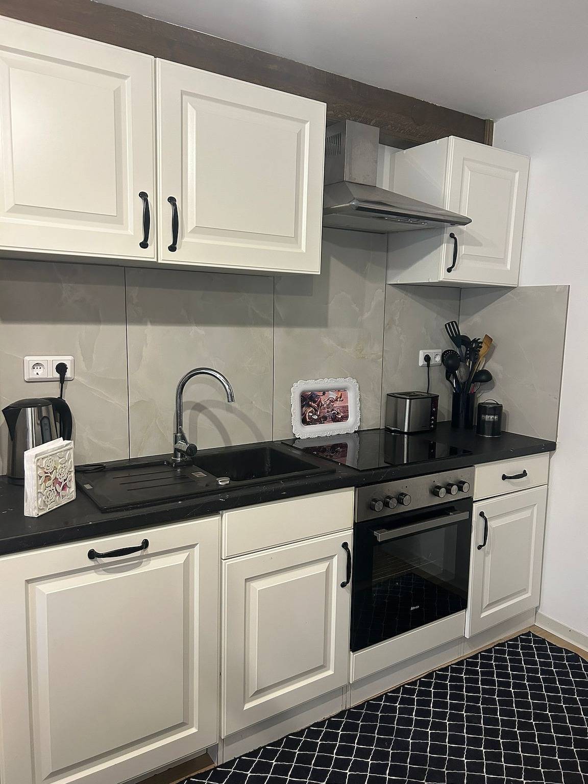 Ganze Wohnung, Apartment 'Green House' mit privater Terrasse, privatem Garten und Wlan in Neunkirchen, Saarland