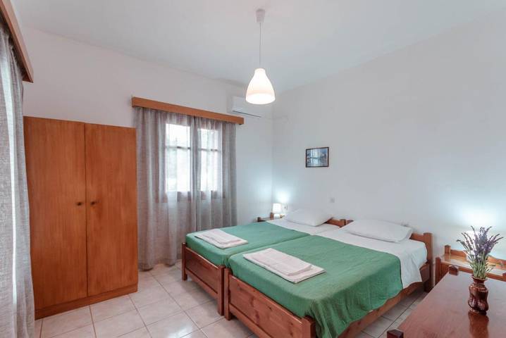 Gîte pour 3 personnes, avec vue ainsi que terrasse et jardin dans Milatos Beach - 3