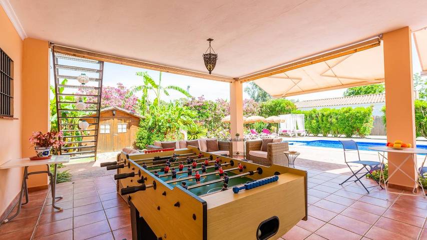 Casa rural para 10 personas, con balcón/terraza además de piscina y jacuzzi en Casares - 4