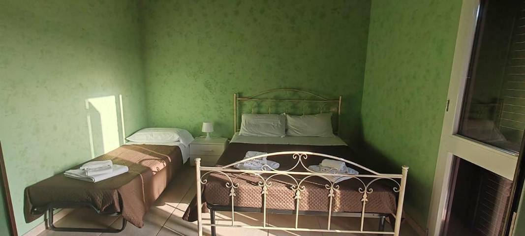 Chambre d’hôte pour 4 personnes, avec piscine ainsi que jardin et terrasse, animaux acceptés à Giungano - 4
