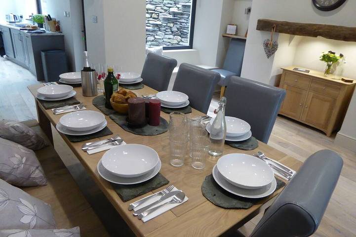 Vacation rental for 8 people, with terrace and yard in the Lake District