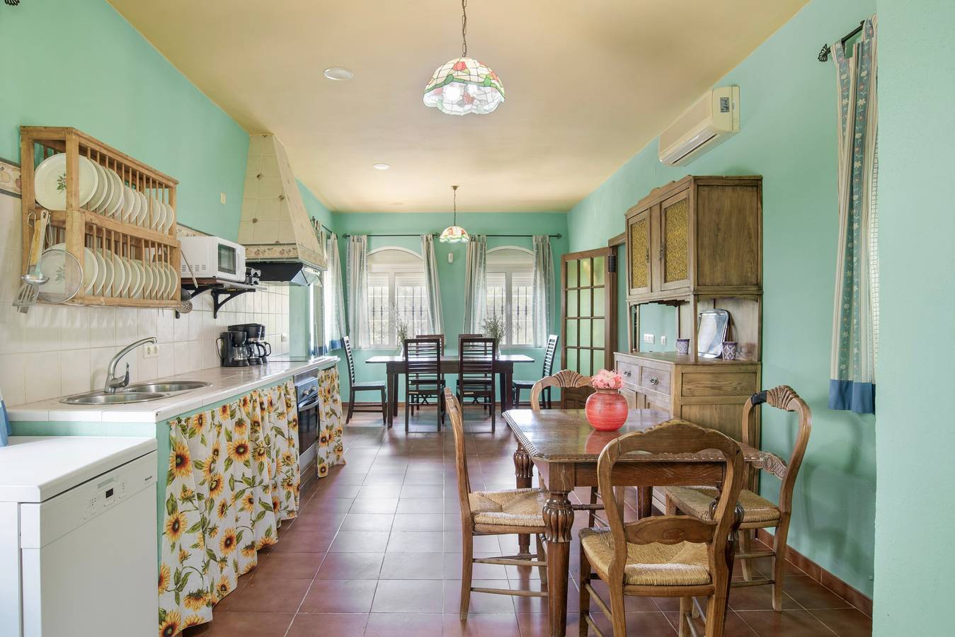 Ganze Wohnung, Apartamento Cantarrana 1: mit Pool, Wlan, Klimaanlage und idyllischer Umgebung in Arriate, Málaga Provinz