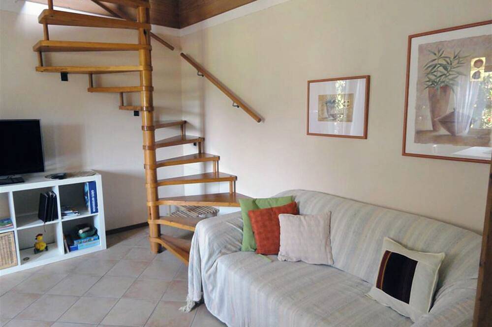 Ganze Wohnung, Ferienwohnung bis 4 Personen, Terrasse, 55 qm in Tachinger See, Taching am See