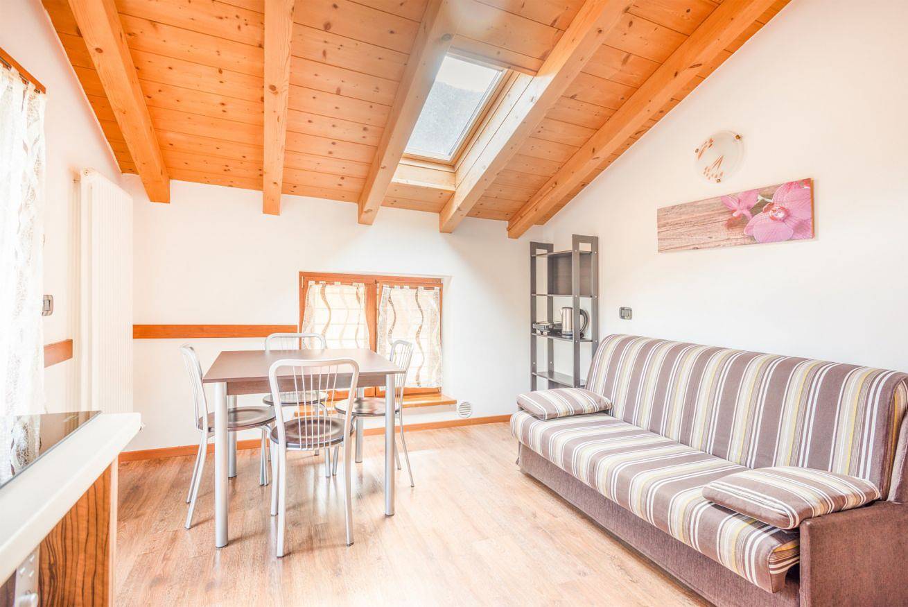 Ganze Wohnung, Residence Toli Relax mit beheizter Pool 30° in Pieve di Ledro, Ledro