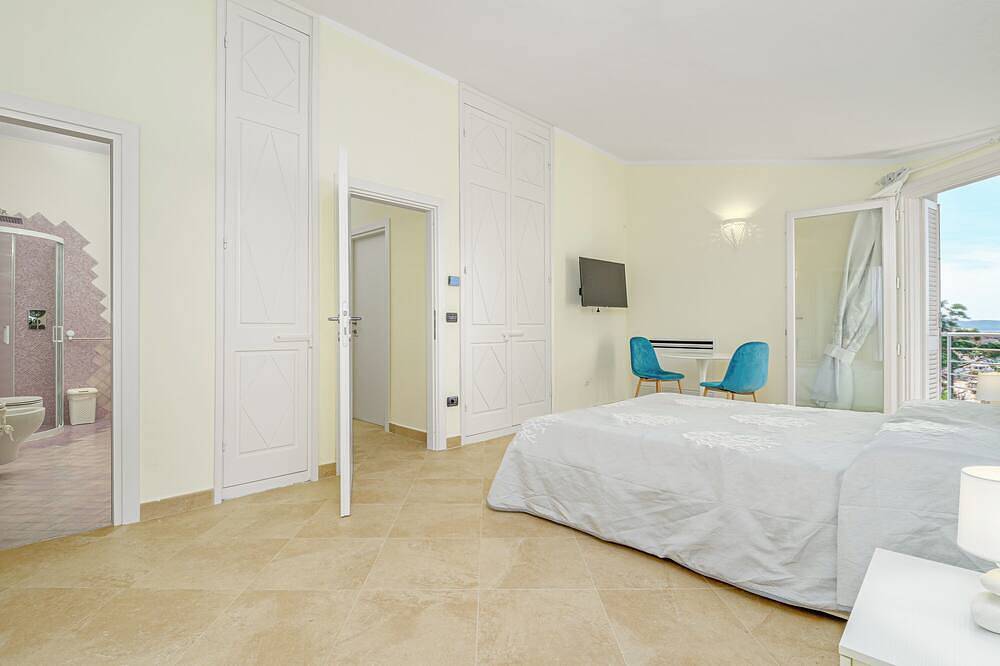 Eagle's nest Villa - Sea View Relax in this oasis of elegance. in Baja Sardinia, Arzachena