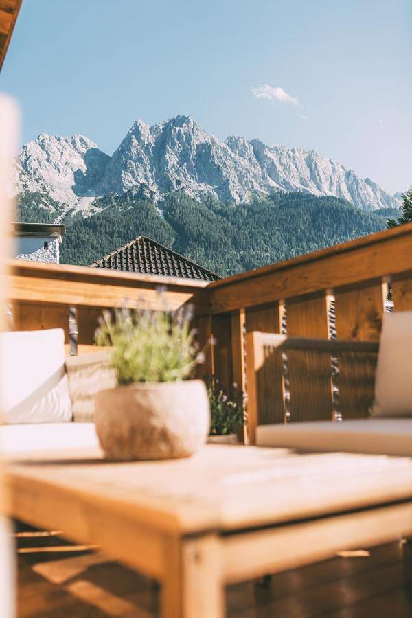 Hütte für 7 Personen, mit Ausblick und Terrasse sowie Sauna in Grainau