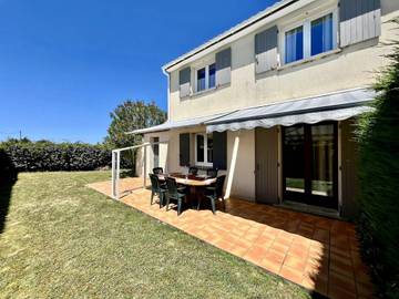 Gîte pour 6 personnes, avec jardin à La Brée-les-Bains