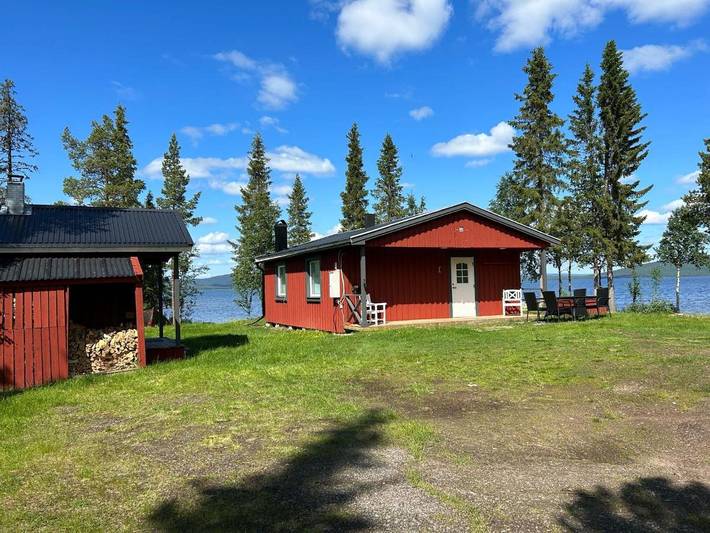 Location de vacances pour 6 personnes, avec sauna ainsi que vue et jardin à Kiruna