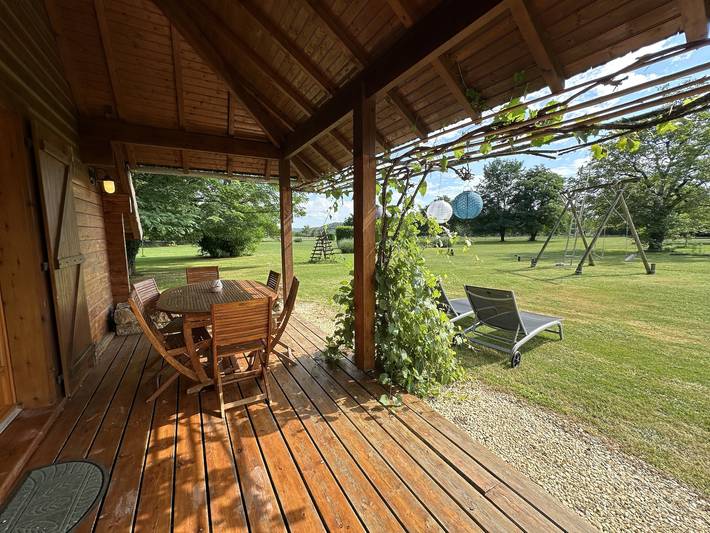 Gîte pour 6 personnes, avec piscine, adapté aux familles