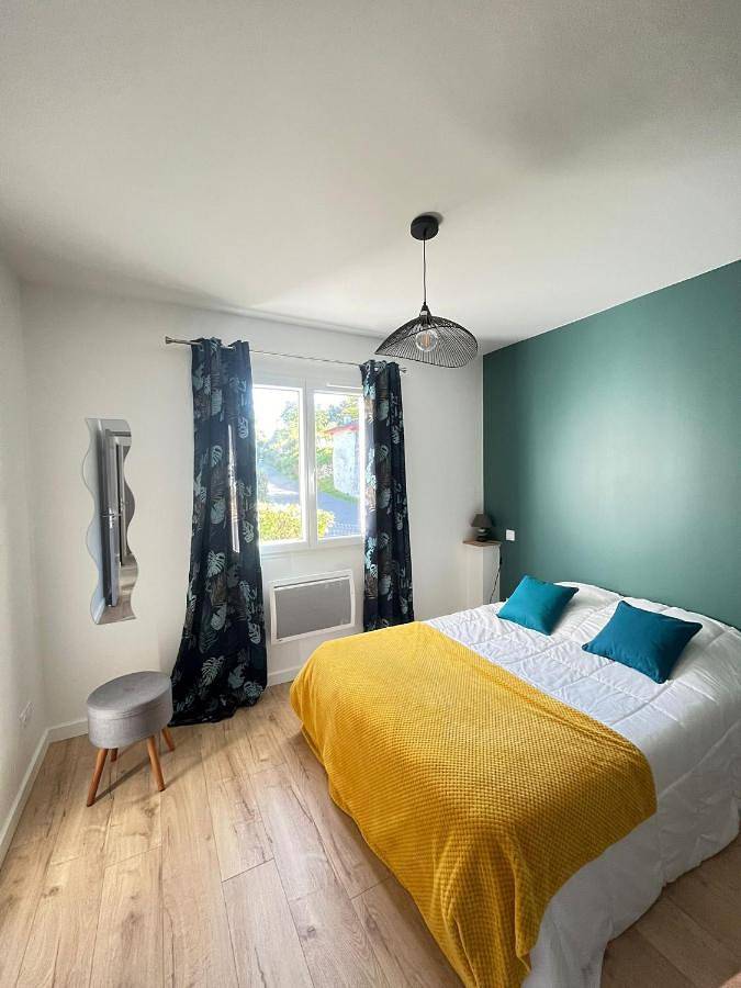 Location de vacances pour 6 personnes, avec vue ainsi que terrasse et jardin à Saint-Jean-Pied-de-Port - 2