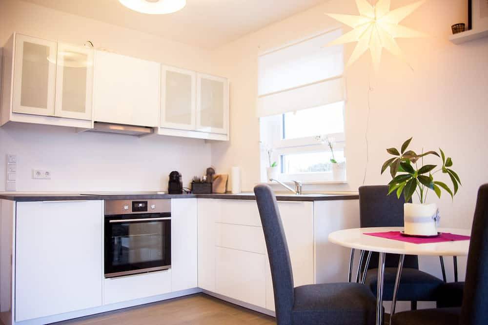 Neu: Modernes Ferienhaus mit Seeblick & Garten [Ganzes Haus, Nr.1+Nr.2] in Storkower See, Storkow