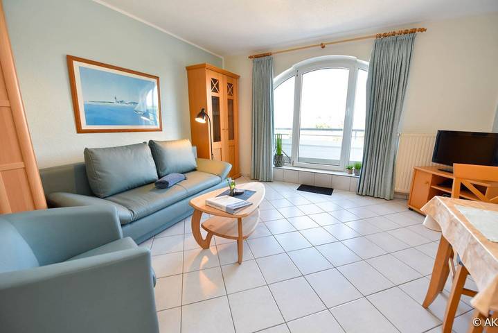 Ferienwohnung für 3 Personen, mit Balkon in Döse - 2