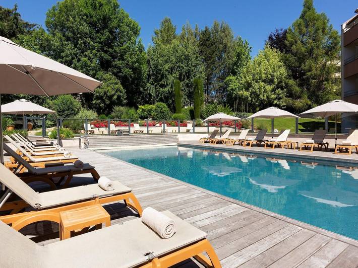 Appartement de vacances pour 2 personnes, avec piscine ainsi que terrasse et sauna, animaux acceptés dans Gex