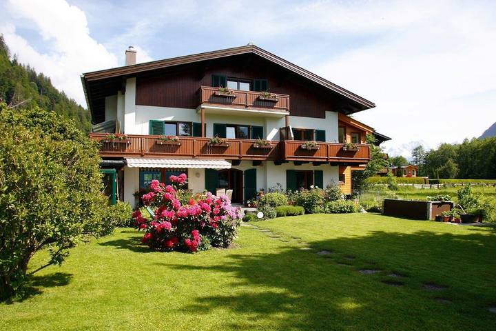 Ferienwohnung für 4 Personen, mit Seeblick und Balkon, kinderfreundlich - 1