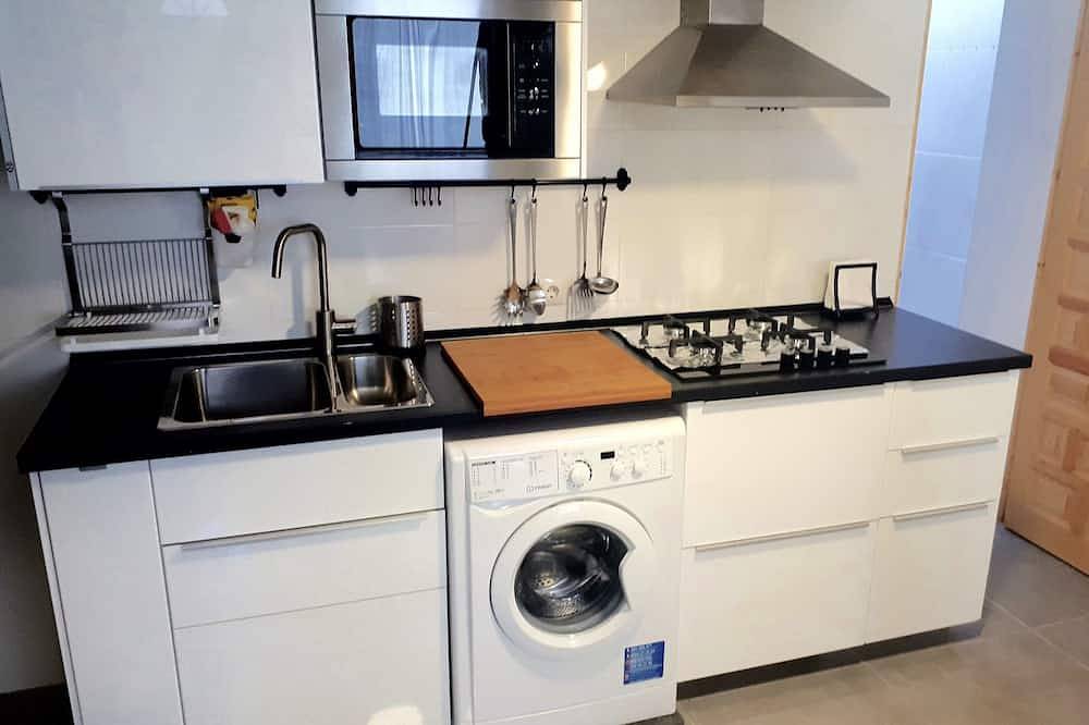 Apartamento entero, Apartamento Luminoso cerca de la Playa y  Puerto con Altillo/Loft in Valencia, Costa de Valencia