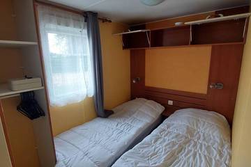 Camping pour 6 Personnes dans Saint-Père-Marc-en-Poulet, Région de Saint-Malo, Photo 2