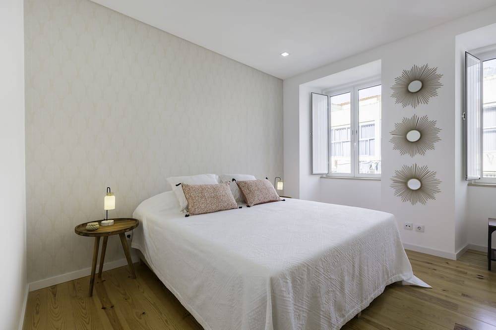 Entire apartment, Tile House 95, Penha de França in Lisbon, Costa de Lisboa