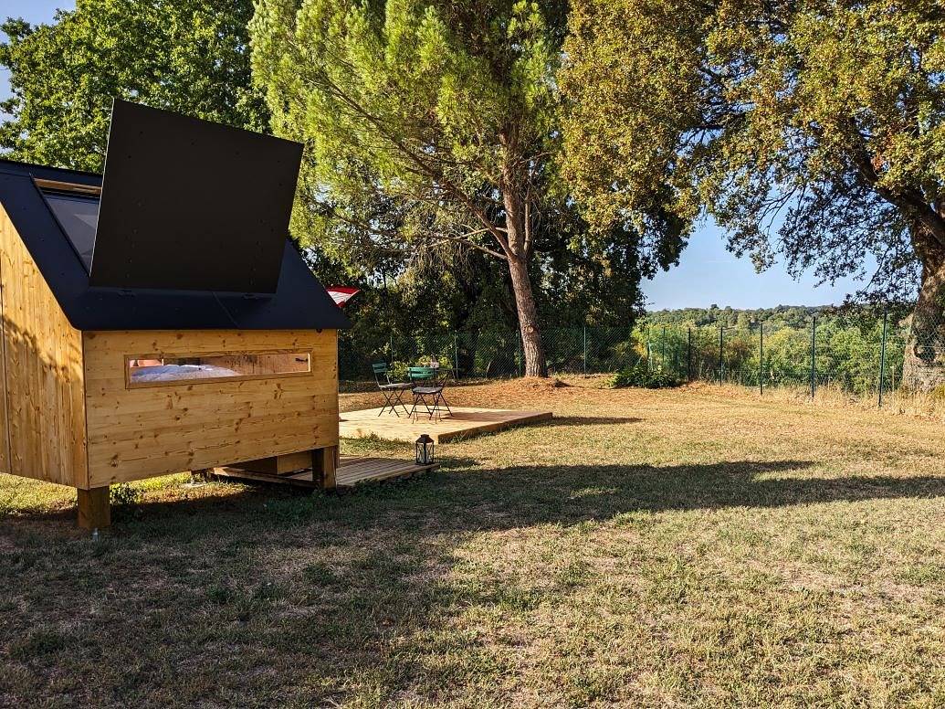 Nuit insolite en Hutte aux Étoiles in Sainte-Croix (France), Périgord Pourpre