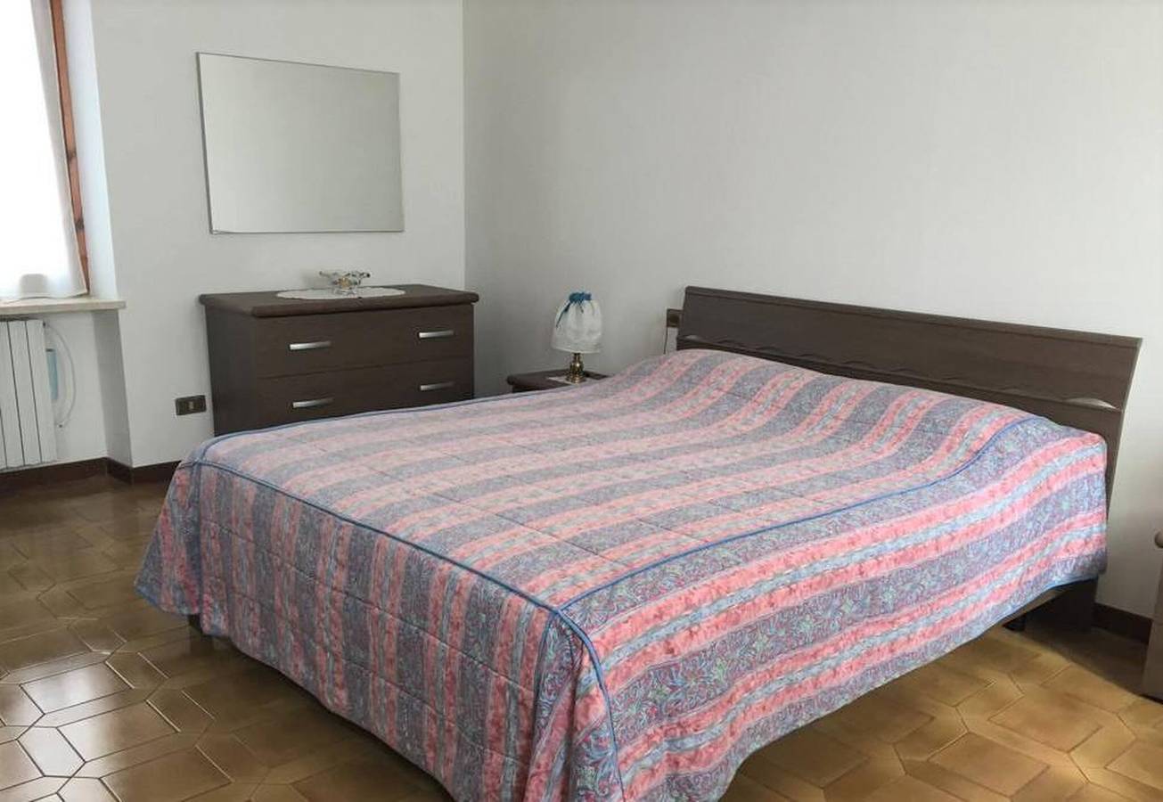 Apartamento entero, Casa Olinda in Lazise, Montañas Garda