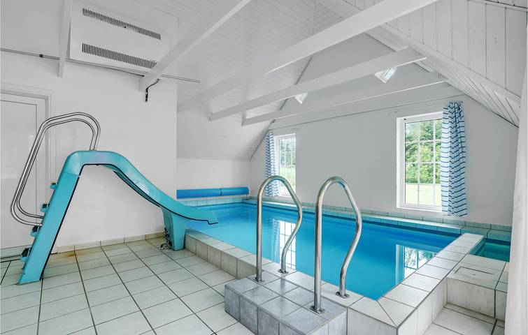 Ferienhaus für 24 Personen, mit Sauna und Whirlpool sowie Terrasse und Garten, mit Haustier in Vester Husby - 4
