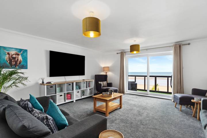 Cottage for 8 people, with ocean view and garden as well as view in Pembrokeshire