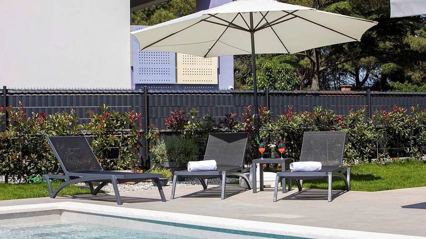 Villa pour 10 personnes, avec piscine ainsi que balcon et jardin à Pomer - 3