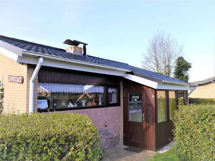 Ferienhaus für 4 Personen, mit Terrasse und Garten in Sint Maartenszee