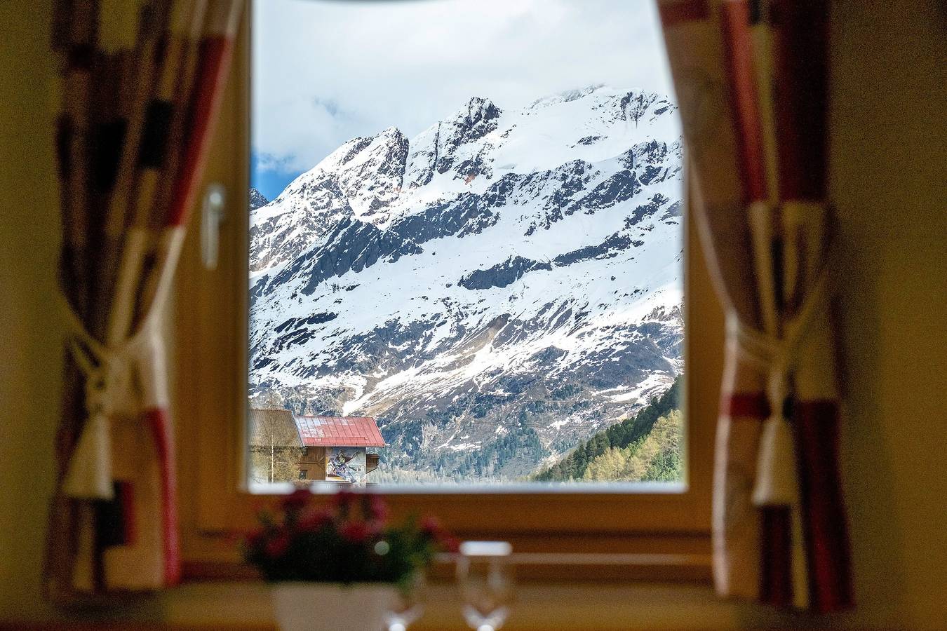 Entire apartment, Apartment 'Arnika' with Mountain View, Private Terrace and Wi-Fi in Melag, Graun