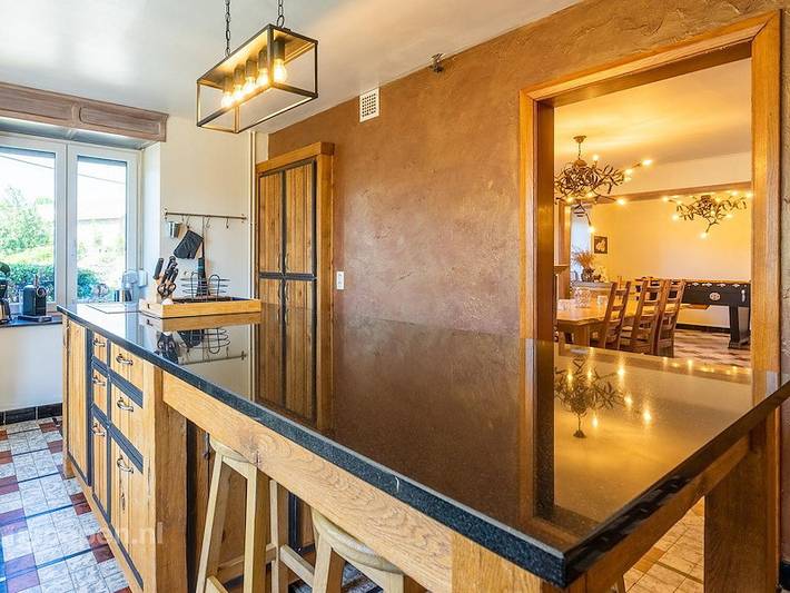 Location de vacances pour 8 personnes, avec jardin ainsi que terrasse et vue sur le lac dans Samrée - 4